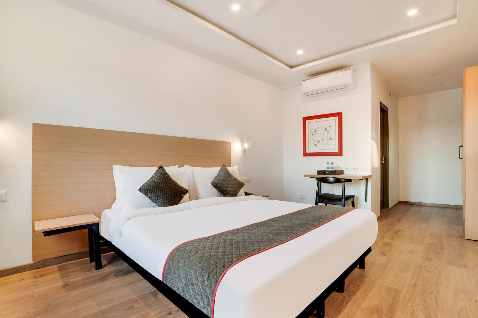 Hotel Townhouse Ss Aero Prime Shamshabad Exterior foto