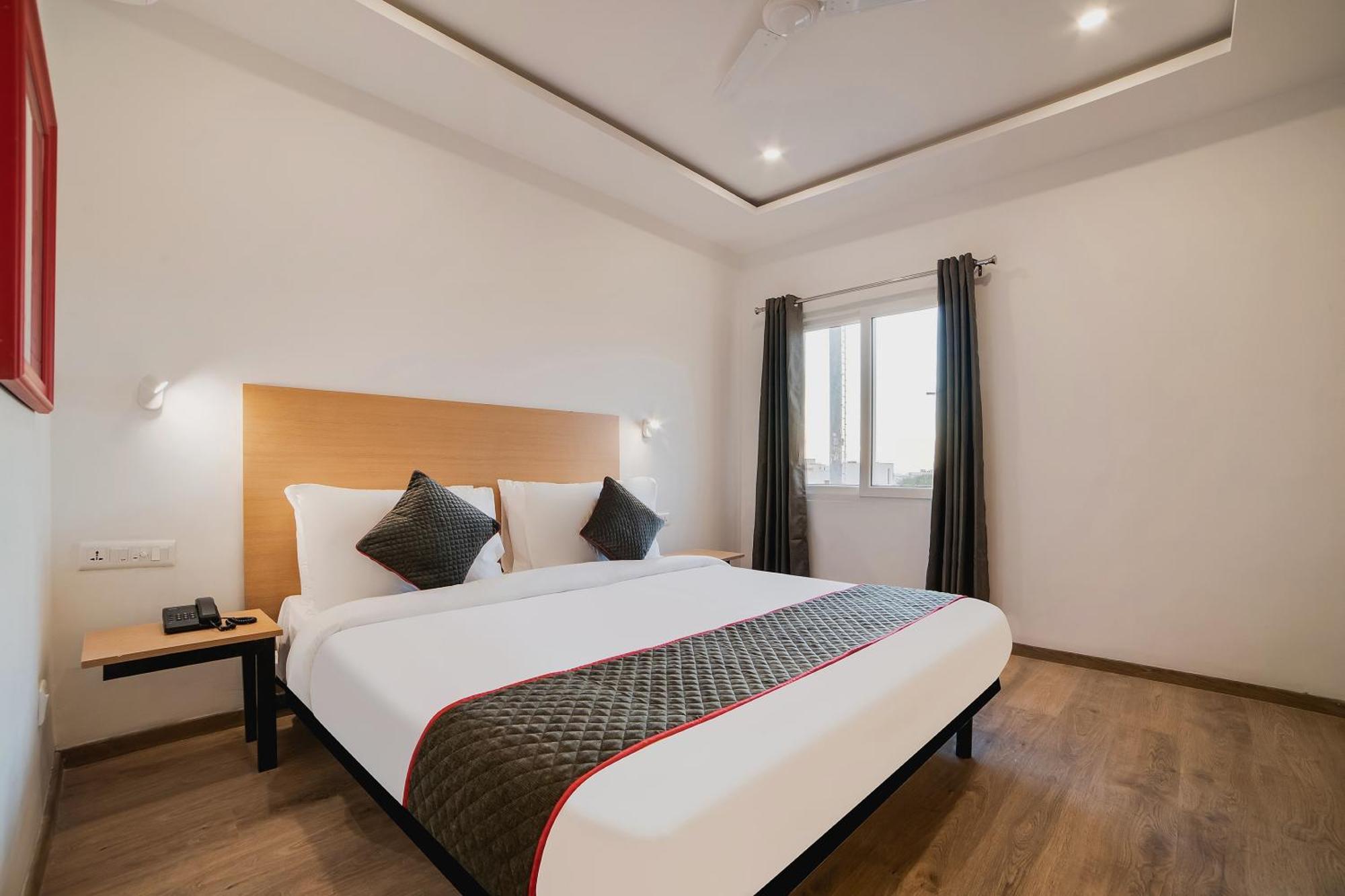 Hotel Townhouse Ss Aero Prime Shamshabad Exterior foto
