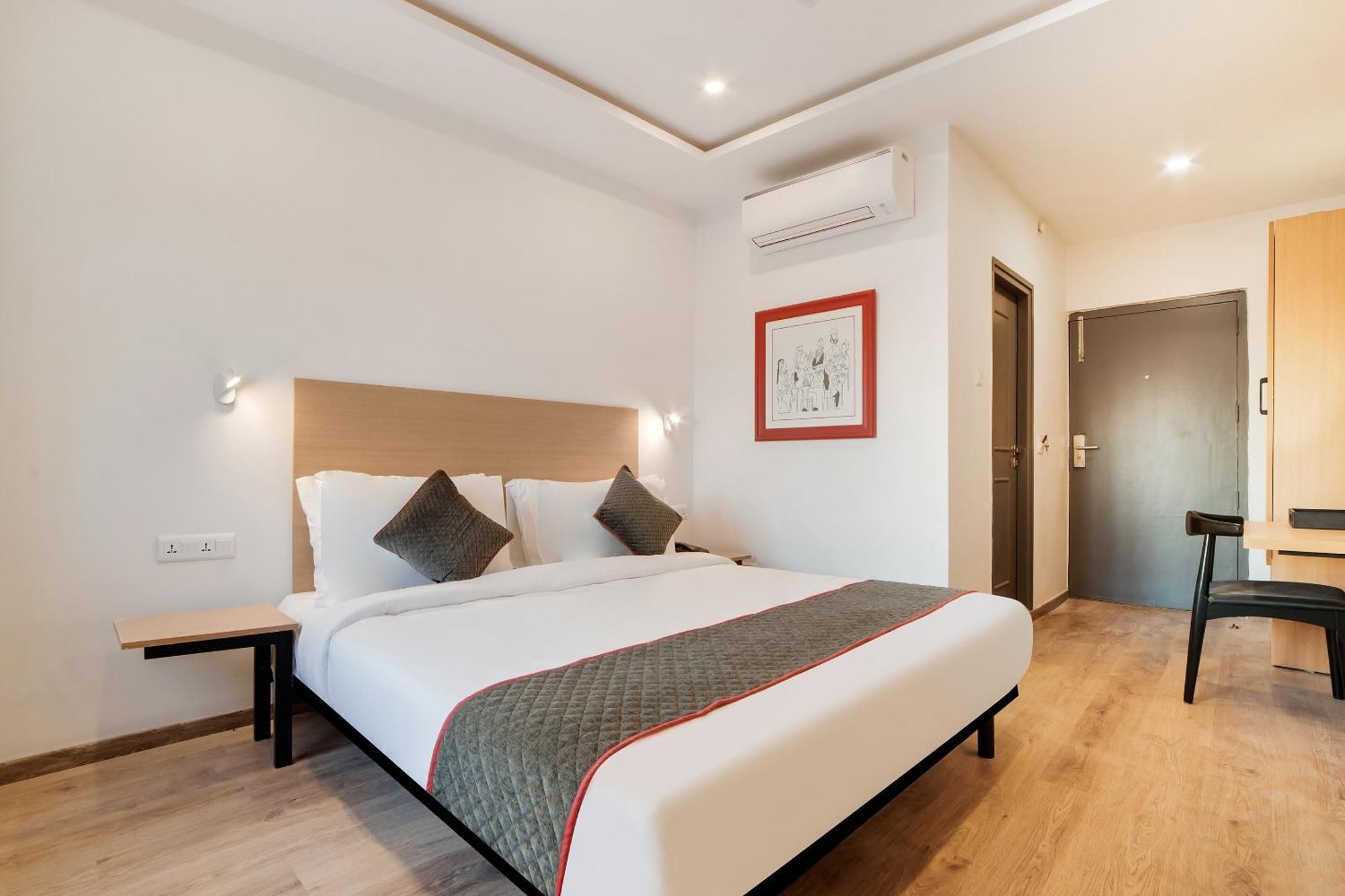 Hotel Townhouse Ss Aero Prime Shamshabad Exterior foto
