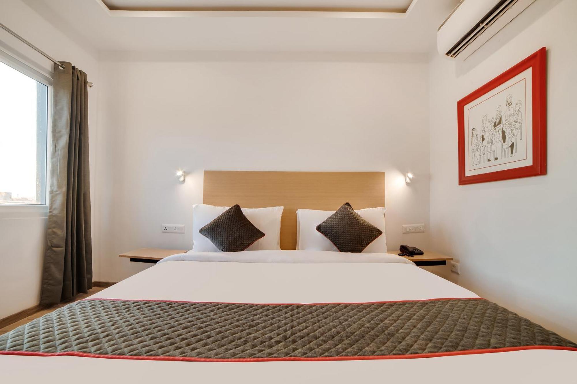 Hotel Townhouse Ss Aero Prime Shamshabad Exterior foto